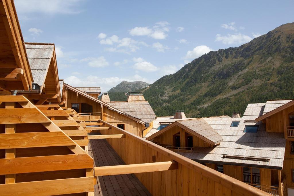 Anova Hotel & Spa Монженевр Экстерьер фото