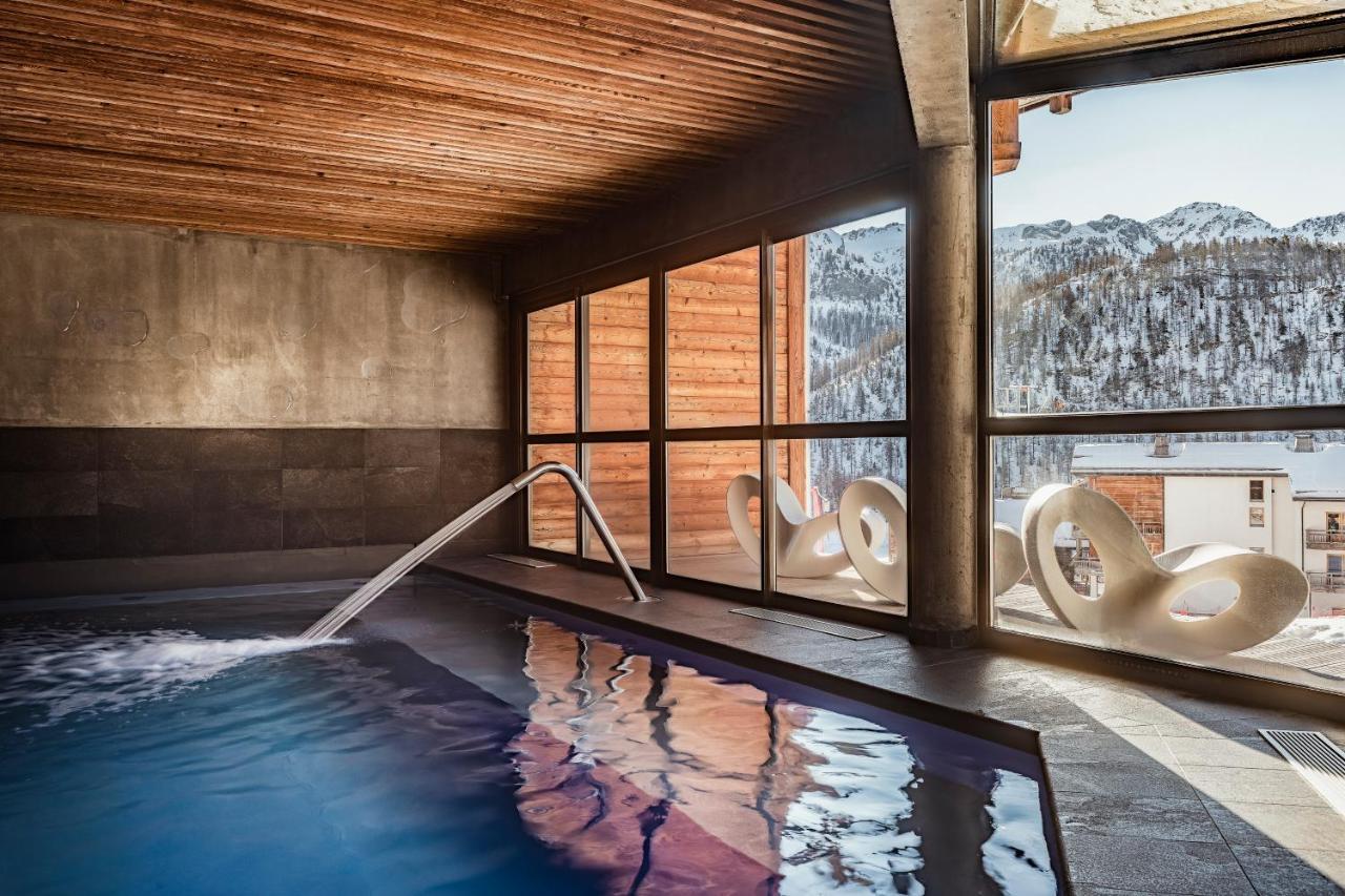 Anova Hotel & Spa Монженевр Экстерьер фото